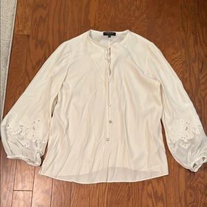 LAFAYETTE 148 NY Cream Silk Blouse with Lace Sleeves M